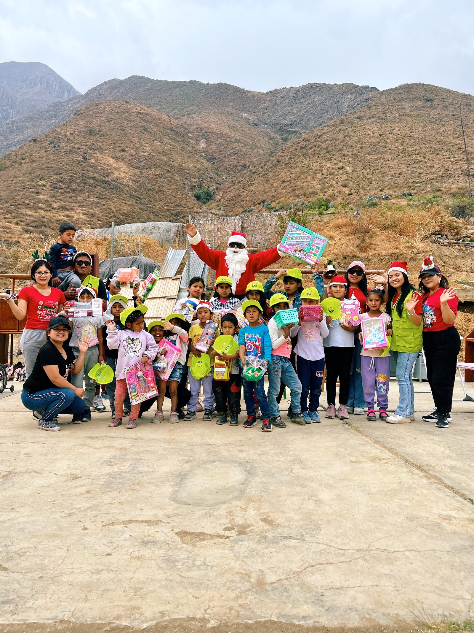 entrega de juguetes por navidad